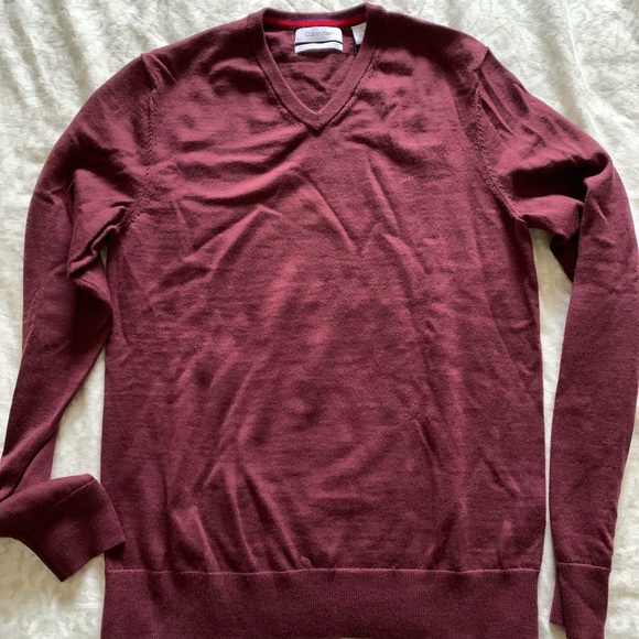Brand new Calvin Klein v-neck wool sweater - Picture 7 of 11
